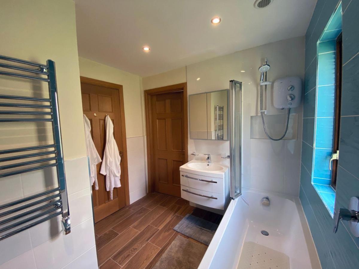 Villa 4 The Mews à Athlone Extérieur photo